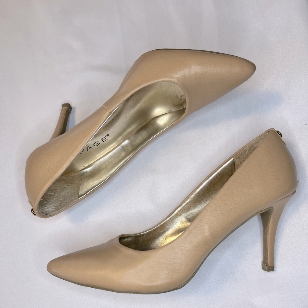Rampage pumps Size 8.5